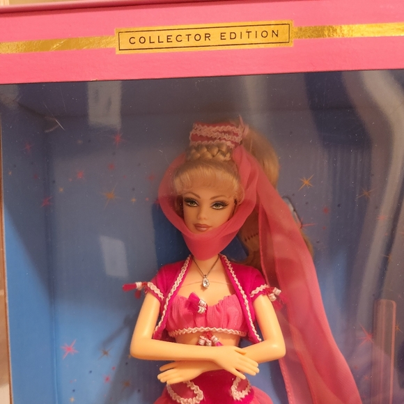 SOLD I dream of Jeannie Barbie Mattel collectible new in box - Picture 3 of 9